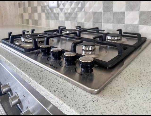 3 BEDROOM HOUSE FOR SALE IN BISHOPSTOWE